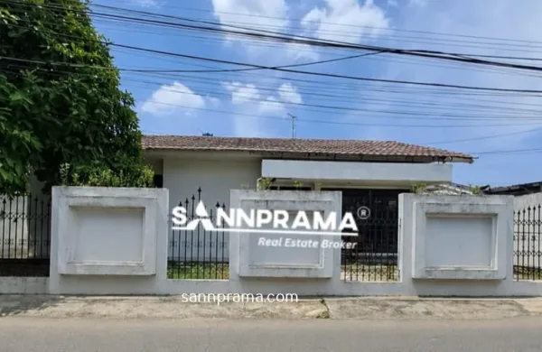 Rumah + Paviliun dengan Tanah Luas di Beji - BbgRin