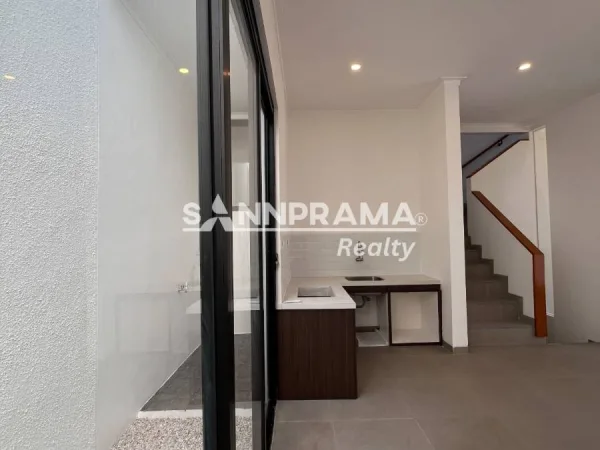 RUMAH DIUUal ciputat sannprama