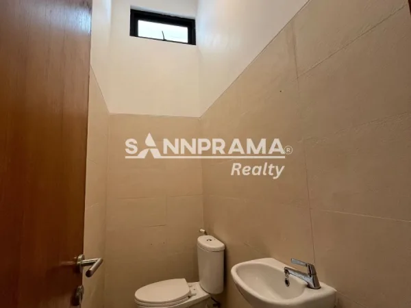 RUMAH DIUUal ciputat sannprama