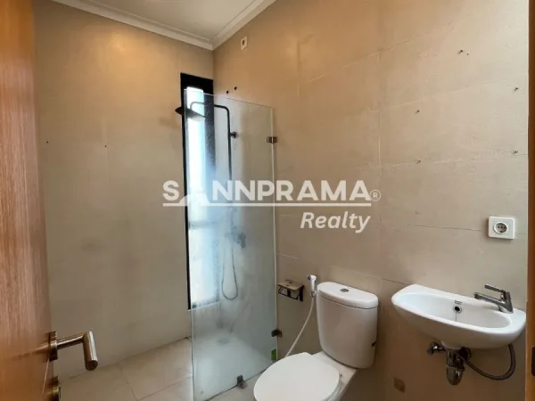 RUMAH DIUUal ciputat sannprama