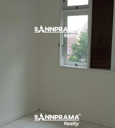 rumah second dijual telaga kahuripan
