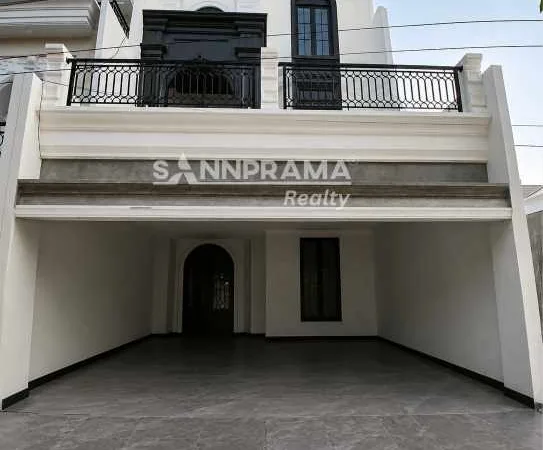 Rumah Mewah 3 Lantai Luas 335M2 di Ciganjur Jaksel -IML