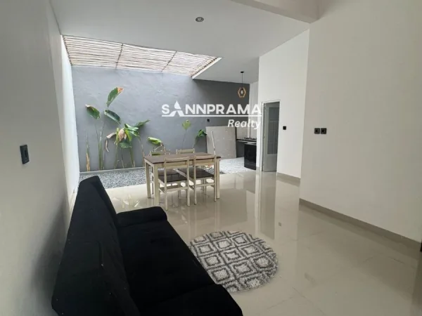 RUMAH dijual mustika jaya bekasi