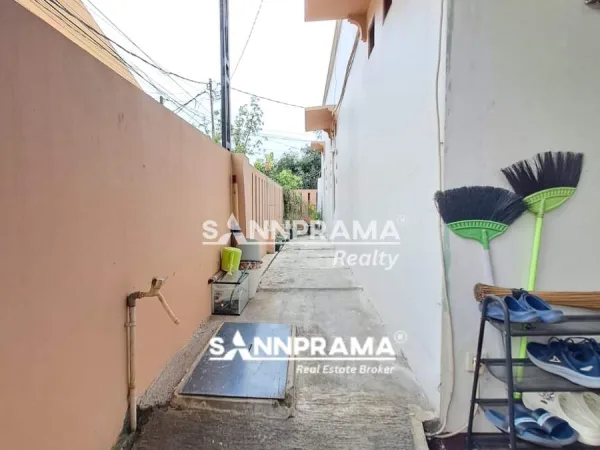 rumah dijual tanah baru depok