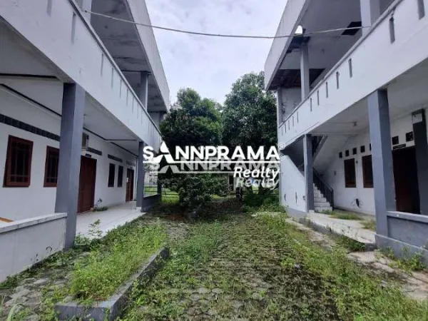 tanah dan eks sekolah depok
